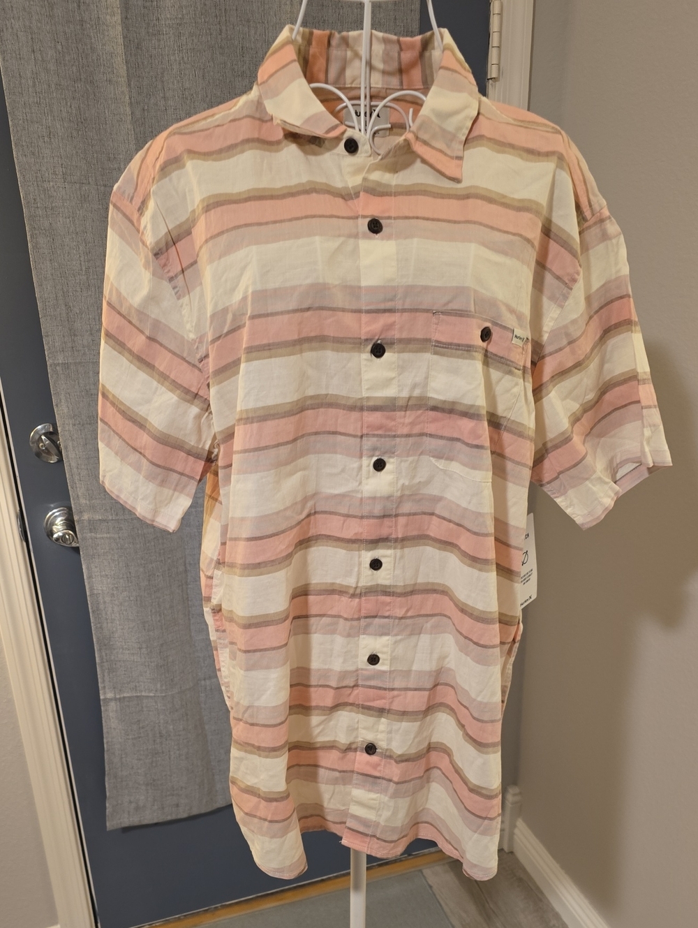 Hurley Men's Short-Sleeve Striped Button-Down Shirt - Pink & Cream